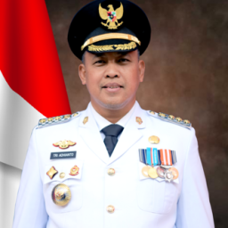 Tri Adhianto